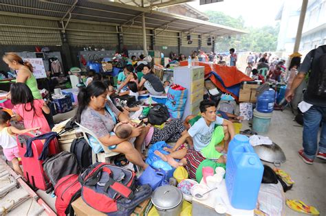 700 families homeless in Mandaue City fire .